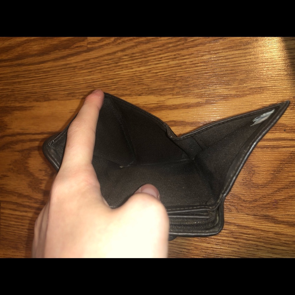 Wallet - Picture 4 of 4
